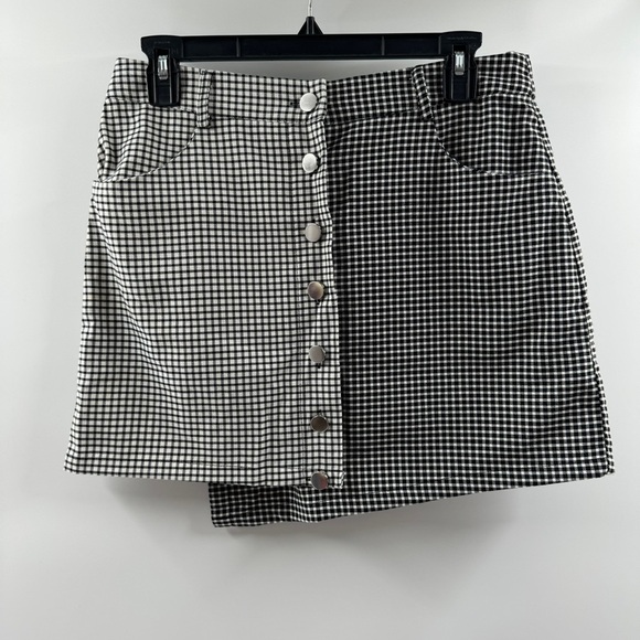 Forever 21 Dresses & Skirts - Forever 21 Asymmetrical Plaid Skirt – Black & White, Silver Buttons, Size Medium